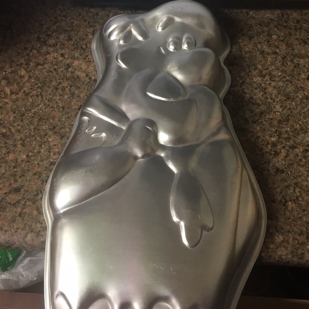 Fred flintstone cake pan